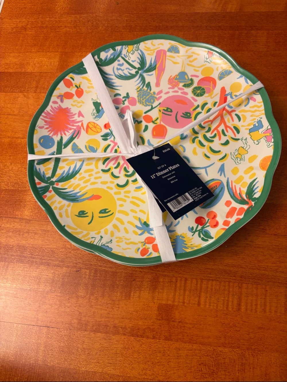 Roller Rabbit x Target Vacation Melamine Dinner Plates - Set of 4 - Picture 4 of 6